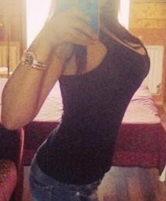 Экспрессивная и страстная красотка приглашает в гости щедрого джентльмена для незабываемых встреч. Обещаю сделать тебя счастливым. 9845, 23 года